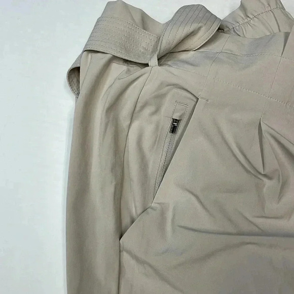 Athleta Skyline Short II Womens Plus Size 26/3X  NWOT Beige Khaki Summer Beach - Picture 5 of 5